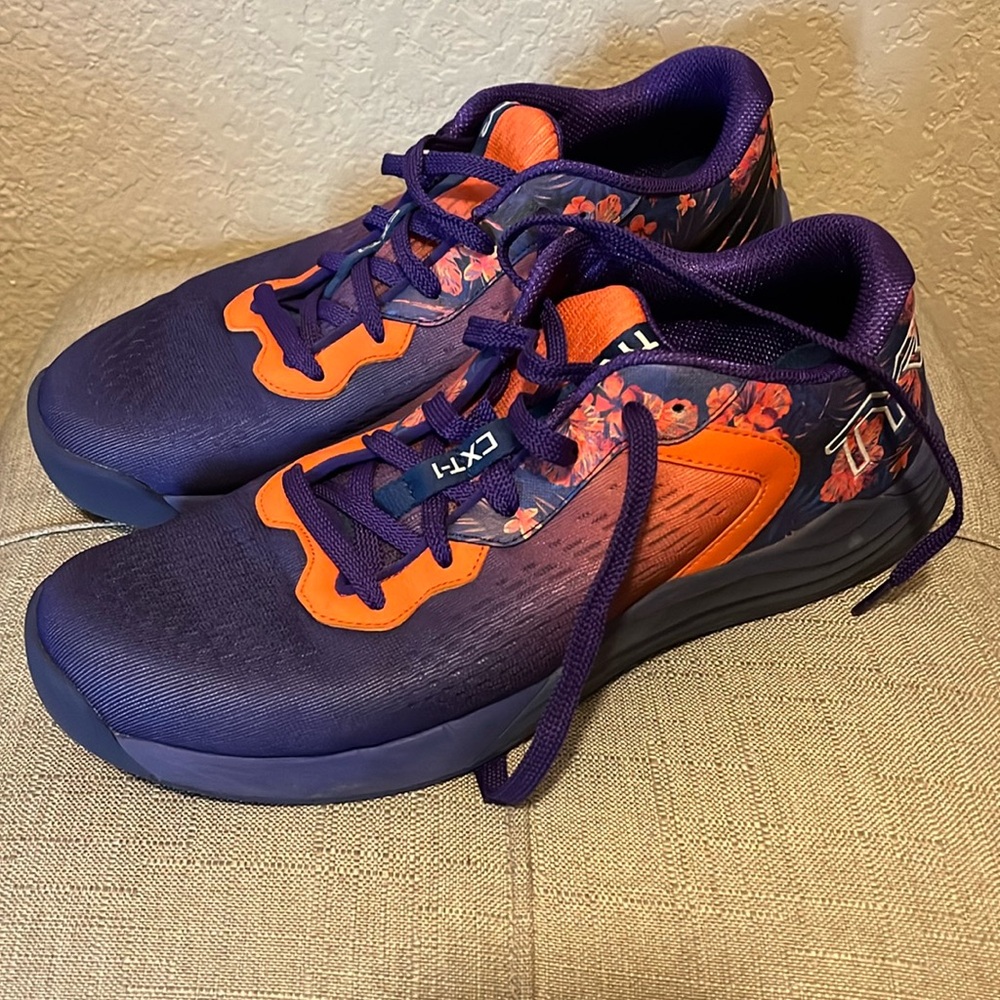 TYR CXT-1, size 10